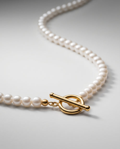 Pearl Buckle Necklace